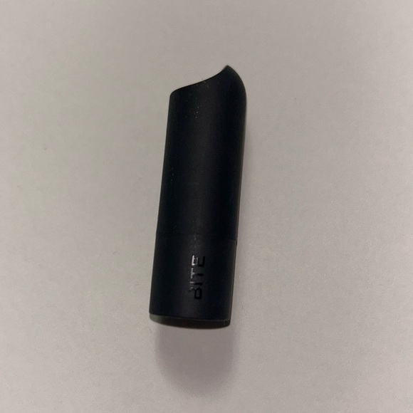 Bite mini lipstick in shade meringue - Picture 1 of 4